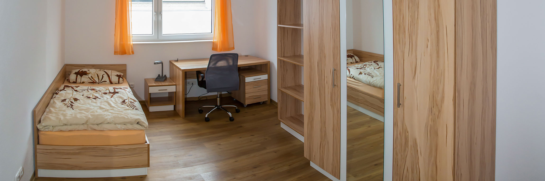 Das Bild zeigt ein Gästezimmer im Studentenhaus Steyr